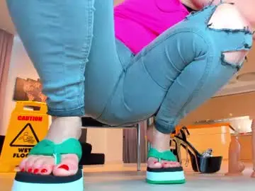 Chaturbate Watch Live Sex Cams of girlsquirts_
