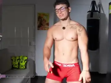 Chaturbate Nude Webcam of horny_nick18
