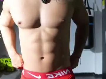 Chaturbate Live Sex Cam of horny_nick18