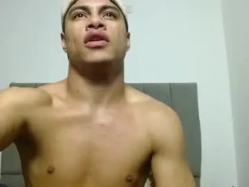Chaturbate Nude Webcam of jose_and_daniel