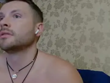 Chaturbate Watch Live Sex Cams of martinbrux