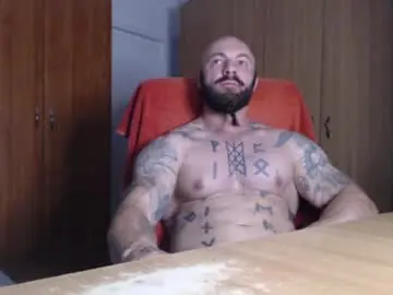 Chaturbate Best live sex cam show of strongivan