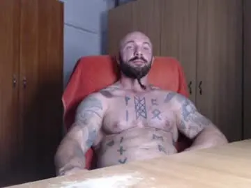 Chaturbate Best live sex cam show of strongivan