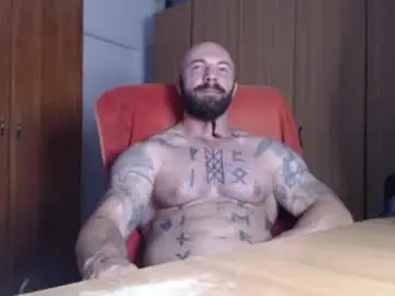 Chaturbate Adult Video Chat of strongivan