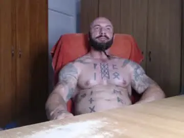 Chaturbate Live Sex of strongivan