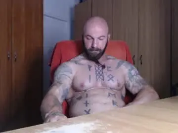 Chaturbate Free Live Porn of strongivan