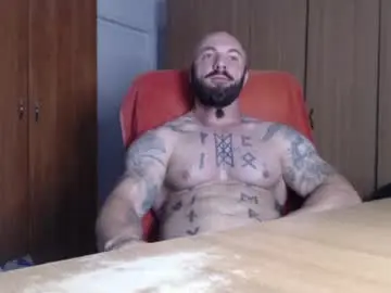 Chaturbate Sex Cam of strongivan
