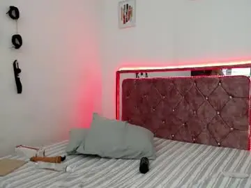Chaturbate Live Sex Cam of charlotte20white