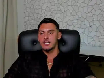 Chaturbate Free Porn Cam of clintmasterss