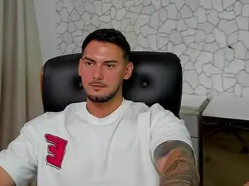 Chaturbate Best live sex cam show of clintmasterss