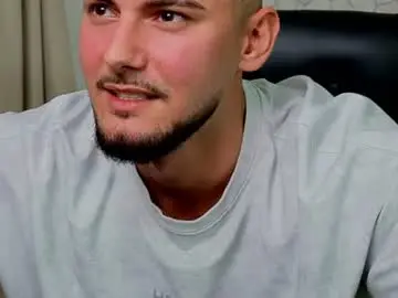 Chaturbate Live Sex of clintmasterss