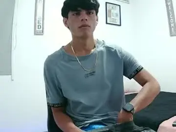 Chaturbate Watch Live Sex Cams of harrythomson1