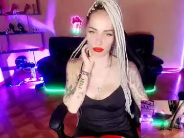 Chaturbate Best Webcam of monicamaxwell2