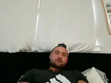 Chaturbate Live Sex Cam of mrthickly818