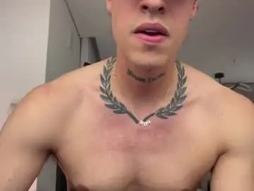 Chaturbate Live Sex Cam of camilo__