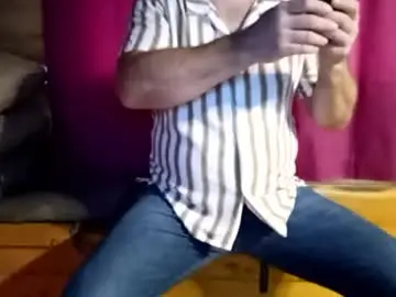 Chaturbate Live Sex Cam of happyharryhardon777