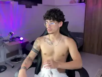 Chaturbate Free Live Porn of kisan_smith