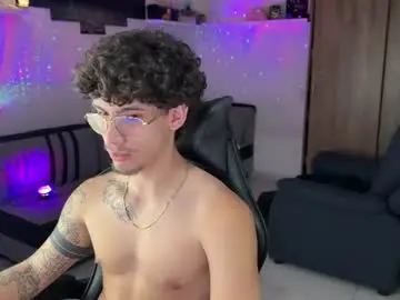 Chaturbate Best live sex cam show of kisan_smith