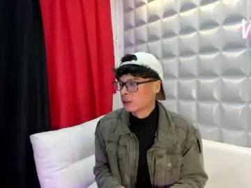 Chaturbate Live Porn of maximus1920