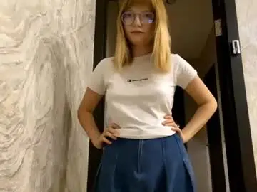 Chaturbate Best live sex cam show of machellevaulet