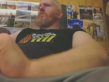 Chaturbate Live Sex Cam of redhead4fun