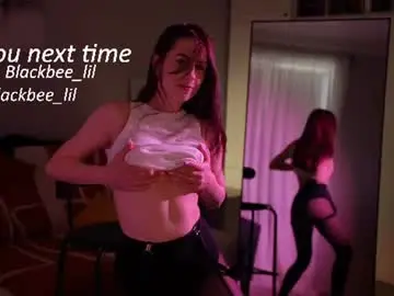 Chaturbate Sex Chat of _blackbee_