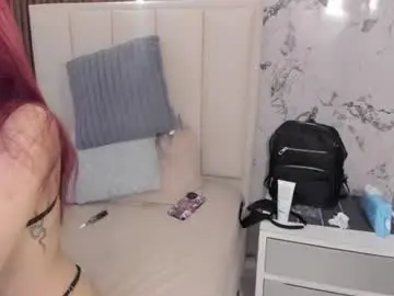 Chaturbate Live Sex Cam of megan_queen3