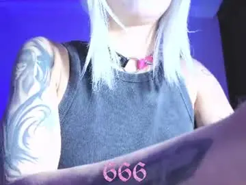Chaturbate Live Sex Cam of gothicute