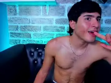 Chaturbate Watch Live Sex Cams of luam_murph