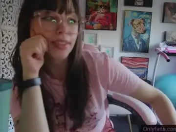 Chaturbate Live Sex of makiyahbelle2