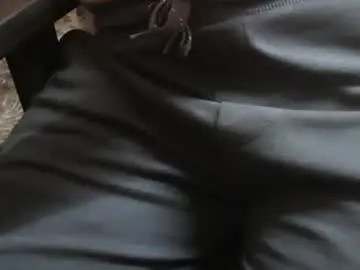 Chaturbate Live Porn of ursfriendmale