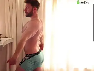 Chaturbate Nude Webcam of about_the_bulge