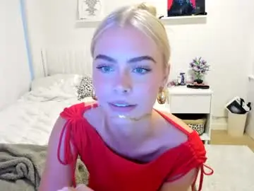Chaturbate Live Porn of ariah_is_blonde