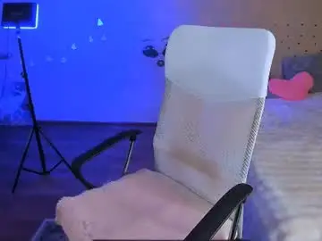 Chaturbate Nude Webcam of tori93_