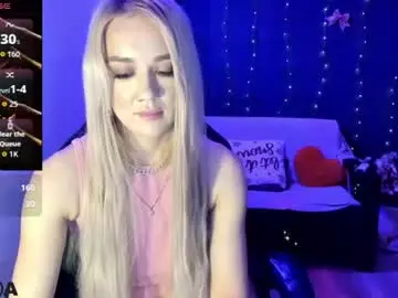 Chaturbate Live Sex of dances_queen