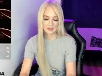 Chaturbate Sex Cam of dances_queen
