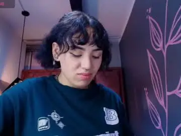 Chaturbate Adult Webcams of kiara_fox__