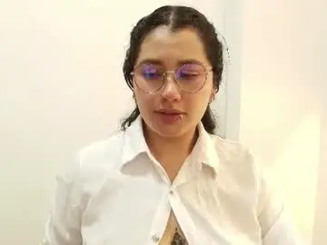 Chaturbate Best Webcam of lauraruiz1