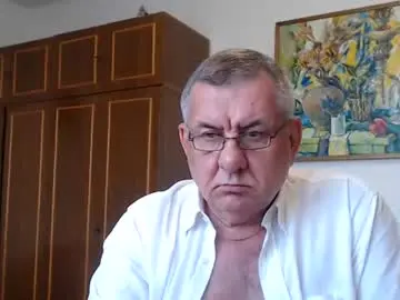 Chaturbate Live Sex Cam of machomale3