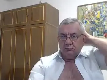 Chaturbate Watch Live Sex Cams of machomale3