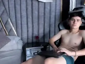 Chaturbate Nude Webcam of milanmercier