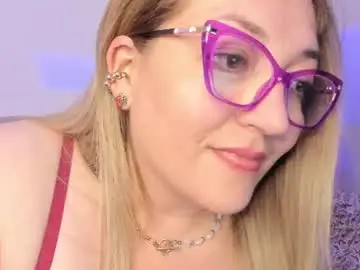 Chaturbate Sex Chat of naty__mature_