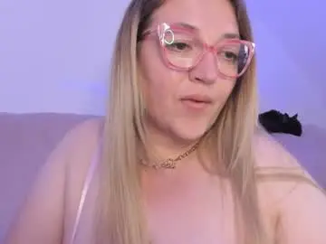 Chaturbate Live Sex of naty__mature_