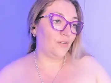 Chaturbate Live Sex of naty__mature_