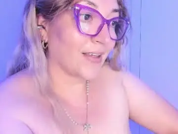 Chaturbate Live Sex Cam of naty__mature_