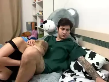 Chaturbate Live Sex Cam of shadow_lovers_