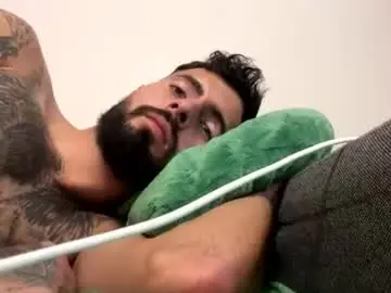 Chaturbate Live Sex of andreidenis23