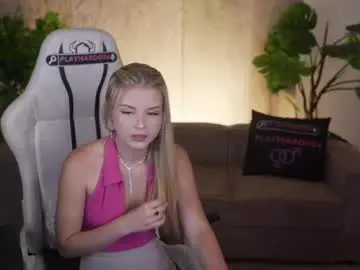 Chaturbate Adult Video Chat of bright_diamonds_054