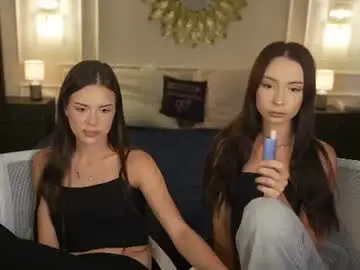 Chaturbate Best live sex cam show of bright_diamonds_054