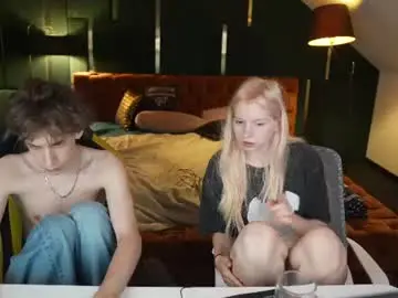Chaturbate Sex Cam of bright_diamonds_054